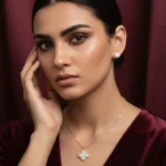 Gold plated clover floral locket for women in Pakistan