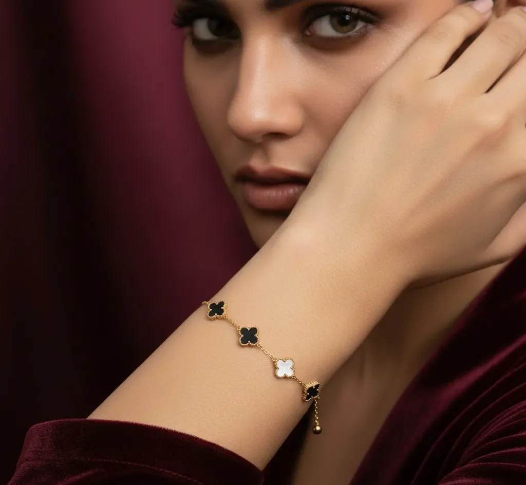 Gold plated artificial bangles for women in Pakistan